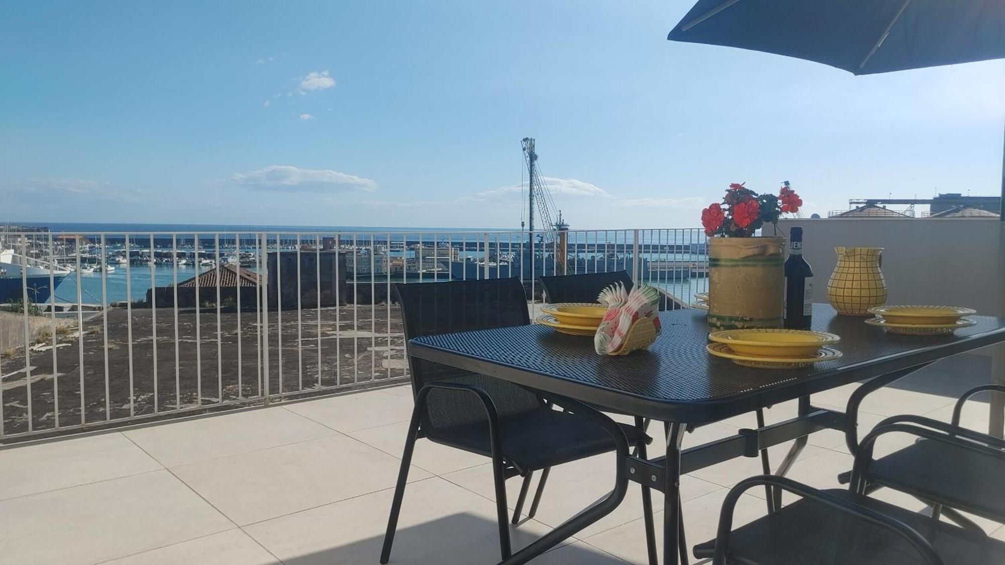 Attico Sul Porto Di Catania E Vista Vulcano Eksteriør billede